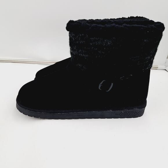 Essential Muk Luks Alyx Black Ebony Faux Suede/Fur waterproof Booties 10 - Picture 2 of 11